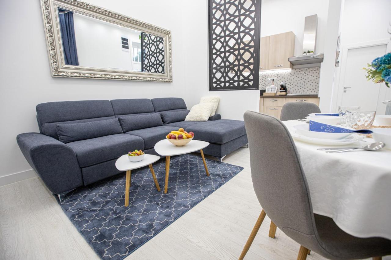 Theatre Square Apartments Novi Sad Luaran gambar