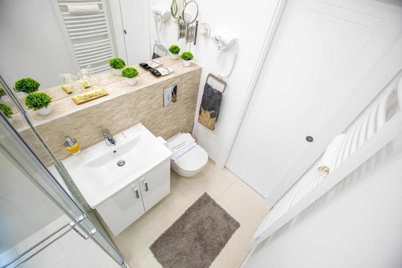 Theatre Square Apartments Novi Sad Luaran gambar