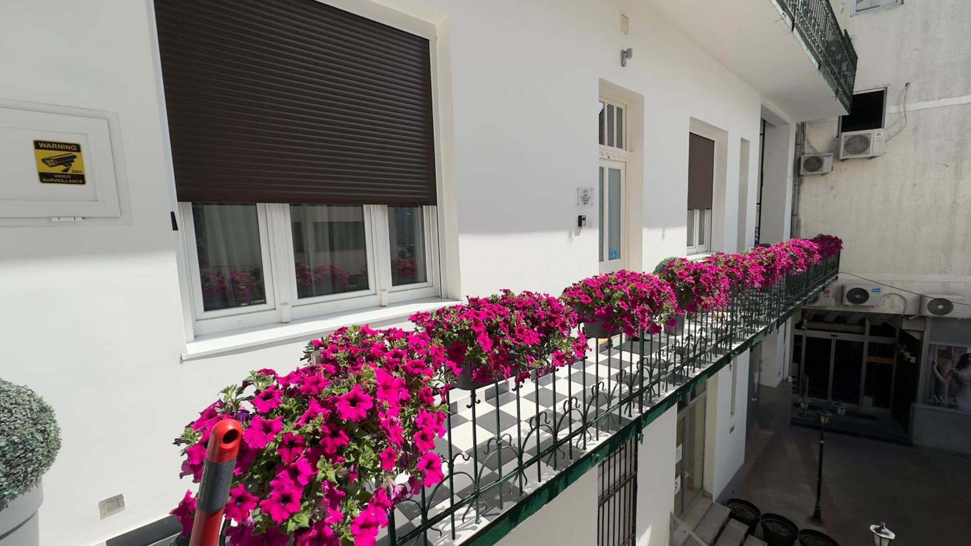 Theatre Square Apartments Novi Sad Luaran gambar